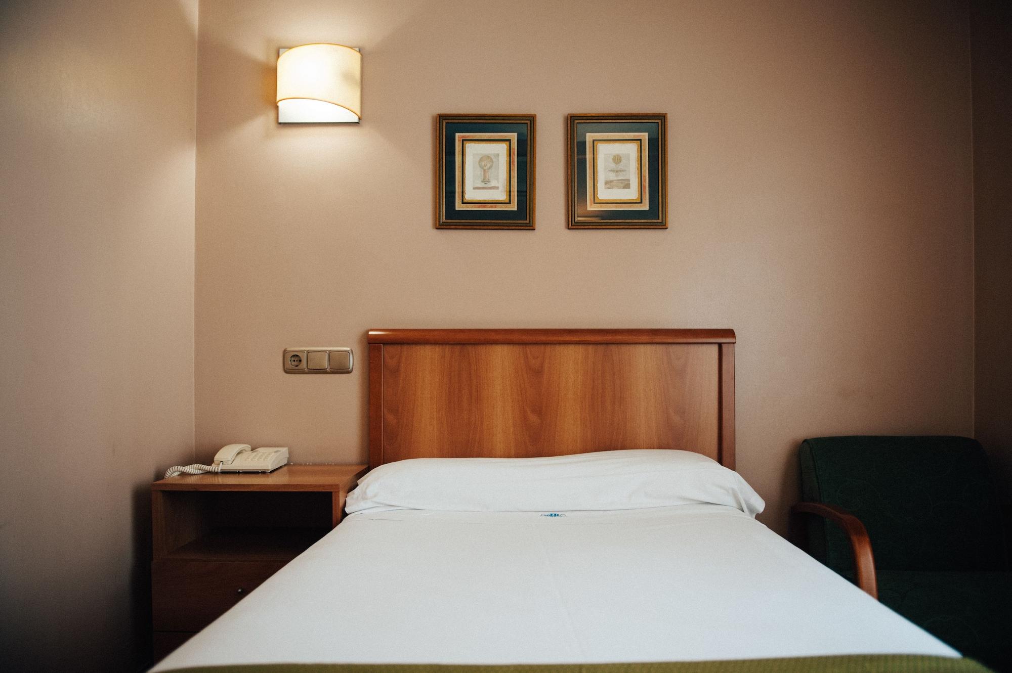 Hotel Carreno Овиедо Екстериор снимка