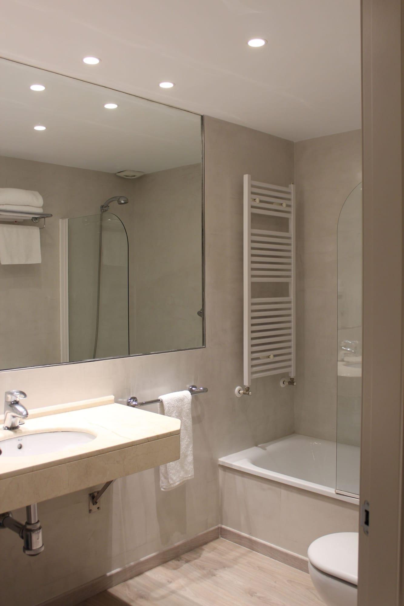 Hotel Carreno Овиедо Екстериор снимка
