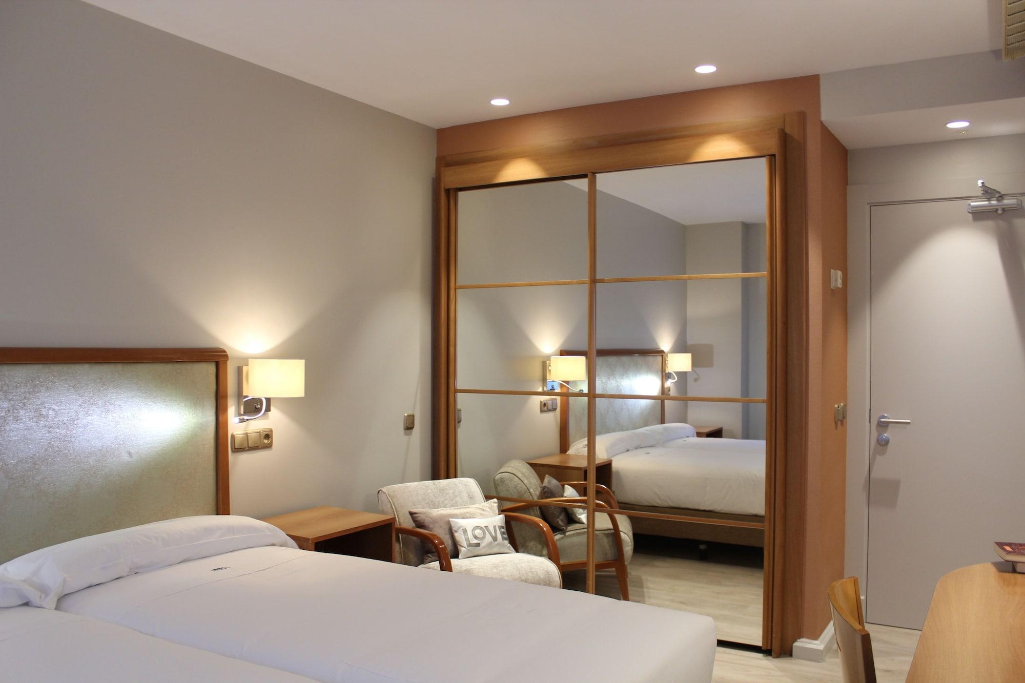 Hotel Carreno Овиедо Екстериор снимка