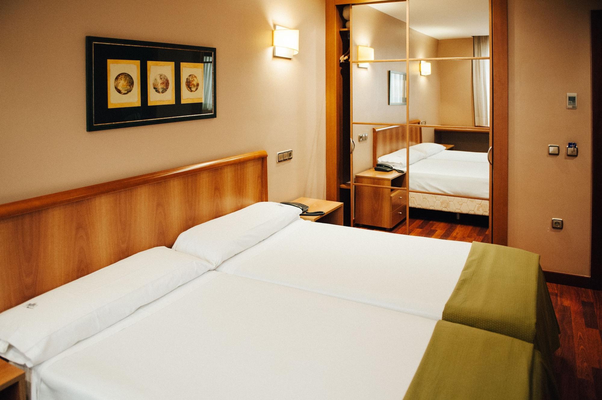 Hotel Carreno Овиедо Екстериор снимка