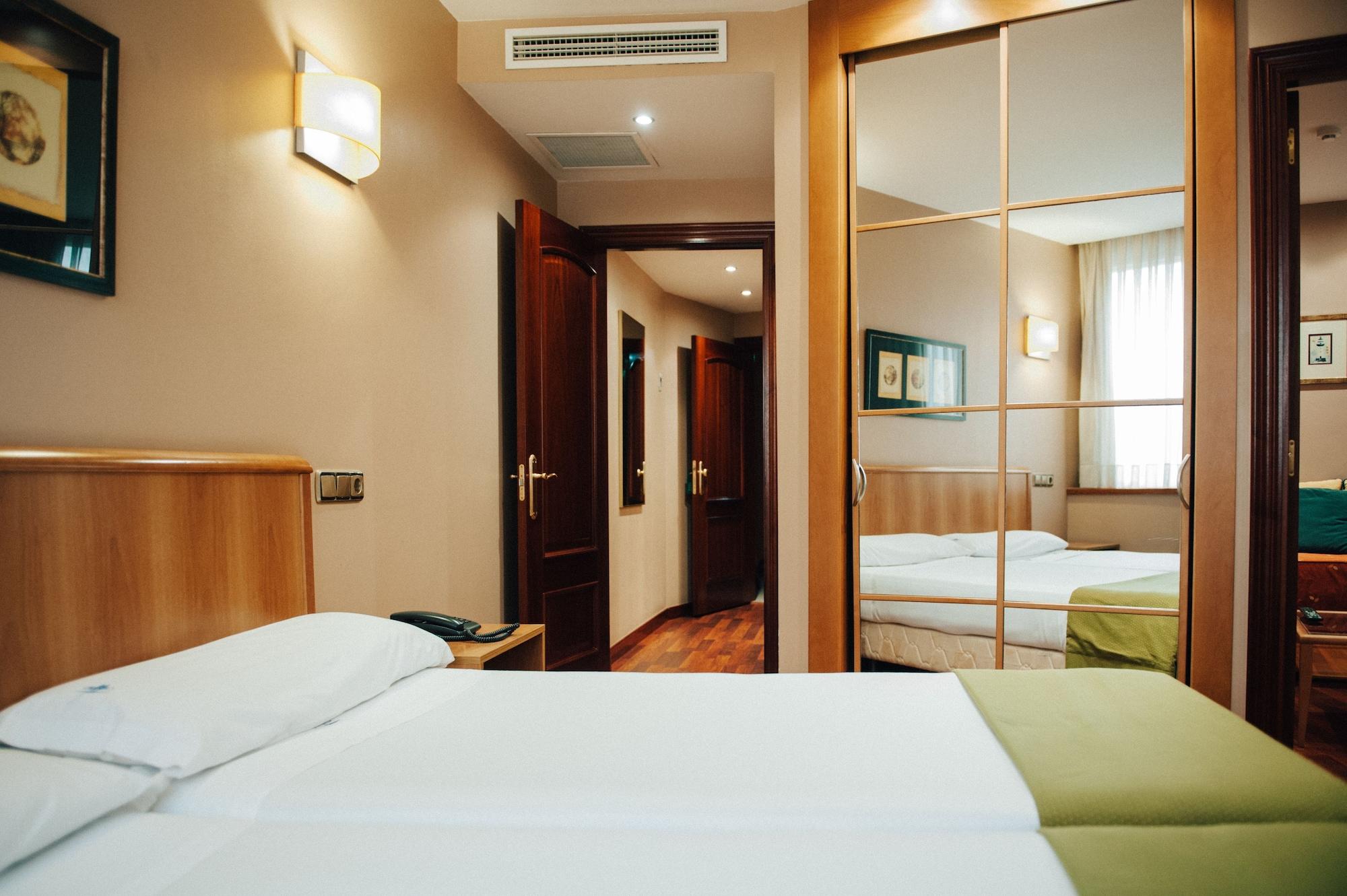Hotel Carreno Овиедо Екстериор снимка